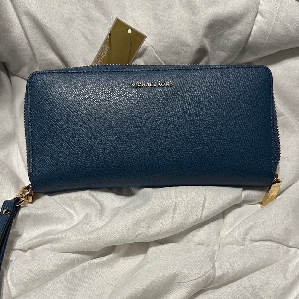 Michael Kors  jet set zip around wallet dark Chambray